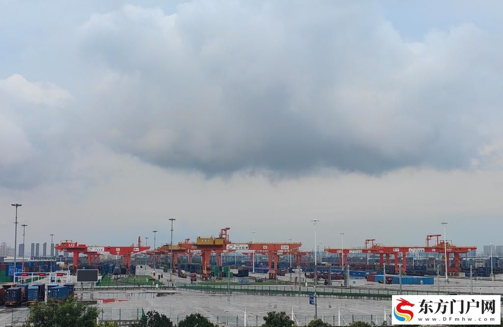 在西安，看中欧班列如何跑出“加速度”(图3)
