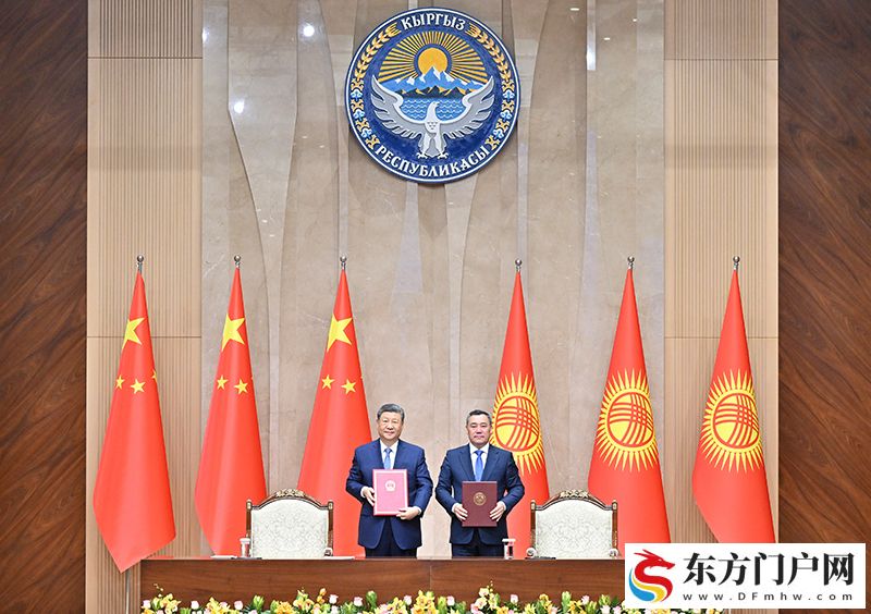 习近平同吉尔吉斯斯坦总统扎帕罗夫会谈(图6)