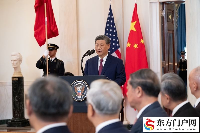 习近平出席美国总统特朗普在白宫举行的欢迎仪式(图6)